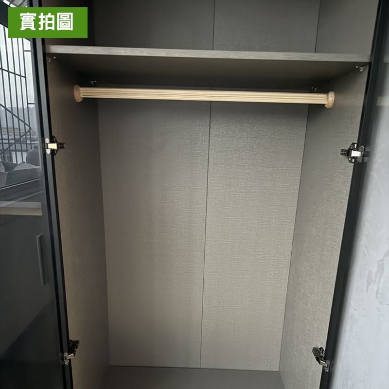 衣櫃實拍圖