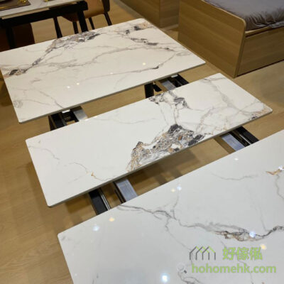 The retractable table panel is placed in the middle of the dining table. As long as the table board on one side is pulled outwards, the dining table can be opened and lengthened by 300mm.