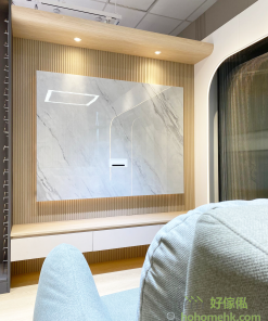 如果想訂造電視櫃或背景牆,歡迎上來好傢俬門市參觀,設計師還可以即場幫你免費報價。