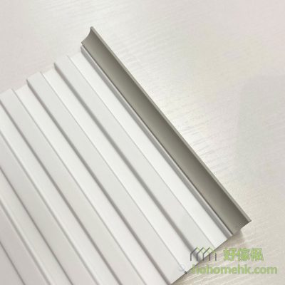 Wall panel negative Angle closing strip