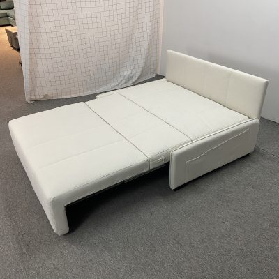 There are four length specifications of 1.15/1.35/1.65/1.95m available. All the beds can be pulled up to 1.9 meters long.