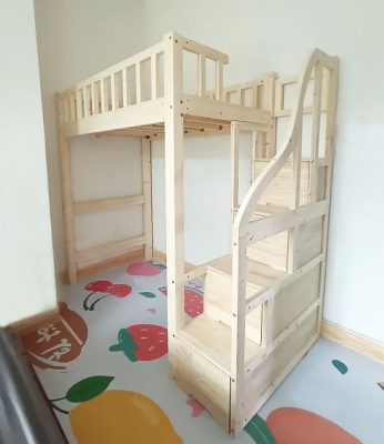 Physical photo: Original wood color (lacquered wood) Clean bed frame + stair cabinet (ladder on the right)