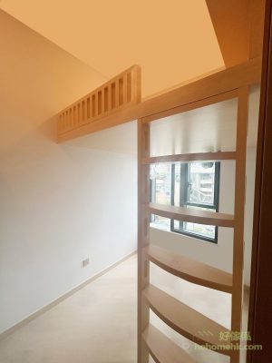 If the attic is mainly used as storage, we recommend that customers can consider using the ladder to go up and down, if the attic will be used as a sleeping and resting space, often have to go up and down, and the space is really permitted, we will recommend that customers use the design of the staircase cabinet, which will be more convenient to use.