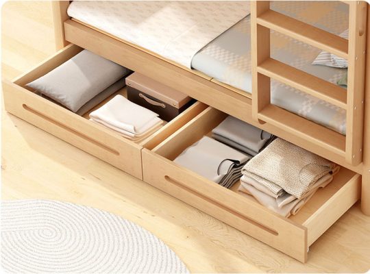 The large double suction under the bed does not occupy a large capacity storage, and the silent pulley at the bottom pushes and pulls smoothly