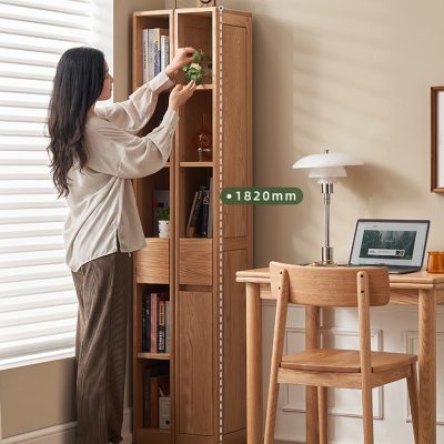 The appropriate cabinet height of 1820mm, you can get the book you want to see a book, a desk, is a pleasant afternoon.