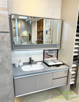 Bathroom cabinets can be ordered size and other shapes, but also can be ordered to put the washing machine can be placed in the bathroom cabinet, welcome to lean with the designer.