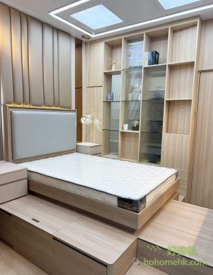 The use of double-sided decorative cabinet room, the room outside the room is also good-looking and practical, people see love.