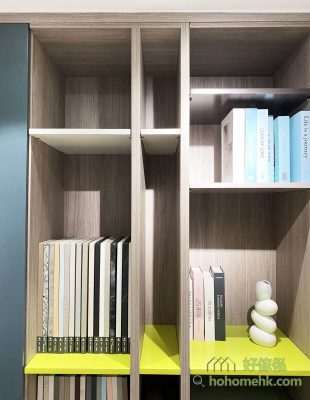 Bookshelves of different sizes, heights and widths can be pieced together to create interesting visual effects, and individual layers can also be changed to become the focus of the bookcase.