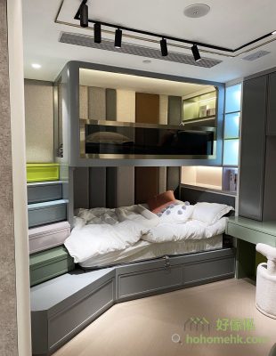 Usually, many guests will inquire about the quotation and design of the combined bed, the North Point store has a set of 3 feet above and 4 feet below the combined bed, the upper layer is a 3 feet single bed, the lower layer is a 4 feet double bed, suitable for children and adults to sleep.