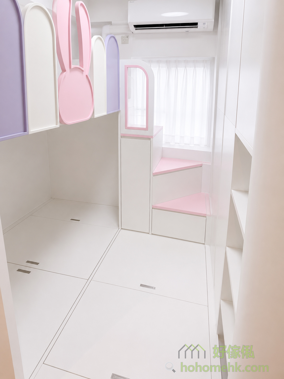 The overall design is mainly in white, giving a sense of lightness and visual openness, which is particularly suitable for small units in Hong Kong. White can effectively reflect light, making the room look brighter while also providing a perfect background for other pink tones, creating a warm and comfortable atmosphere.